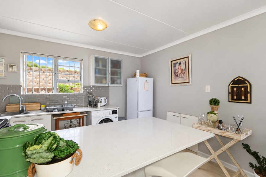 1 Bedroom Property for Sale in Big Bay Western Cape